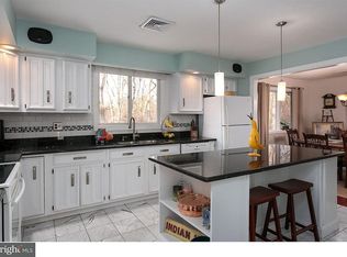 90 Grassy Lake Rd, Shamong, NJ 08088