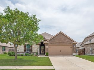 309 Acadia Ln, Forney, TX 75126