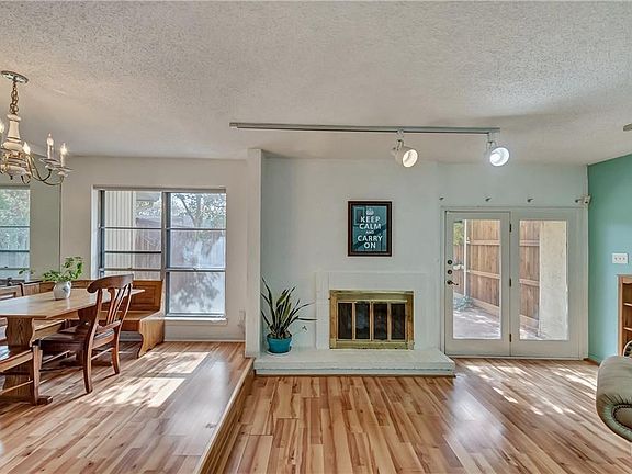 5th image of 9206 Emberglow Ln