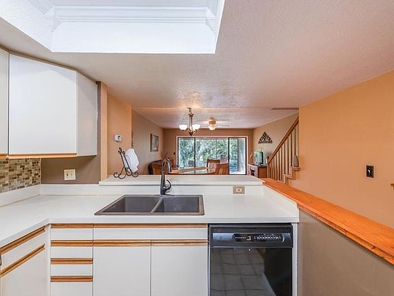 5th image of 9653 Tara Cay Ct #47