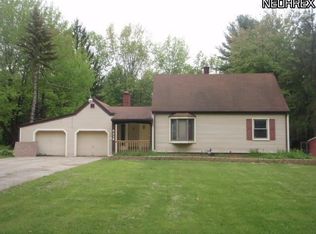 4239 Lake Rd, Youngstown, OH 44511