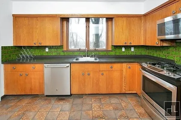 Rented by Highline Residential | media 7