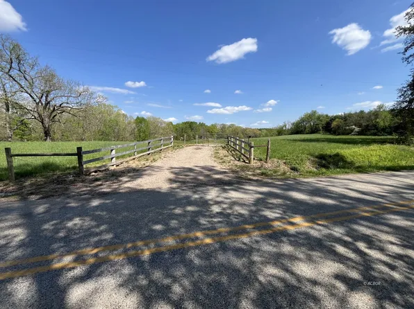 27012 Goosecreek Rd, Mc Arthur, OH 45651