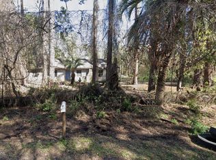 1421 Lane Cir E, Jacksonville, FL 32254