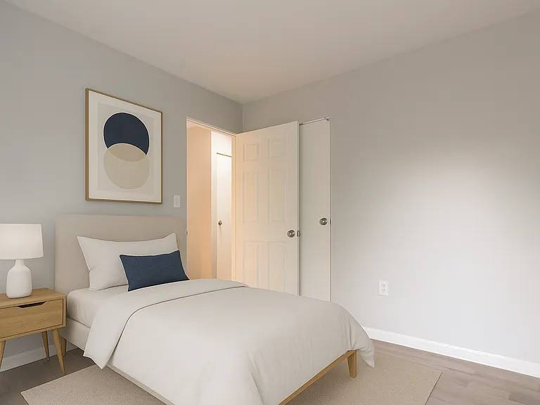 Carpenter Apartments — Photo 36