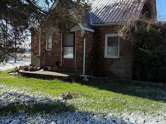 2nd image of 4237 Jeddo Rd