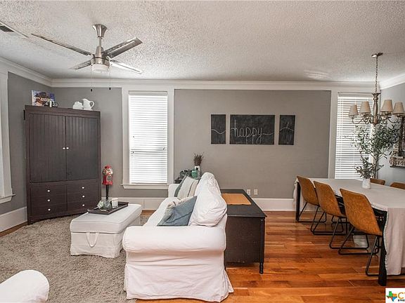 5th image of 705 E 12th Ave