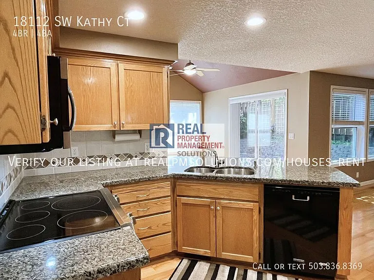 18112 SW Kathy Ct — Photo 20