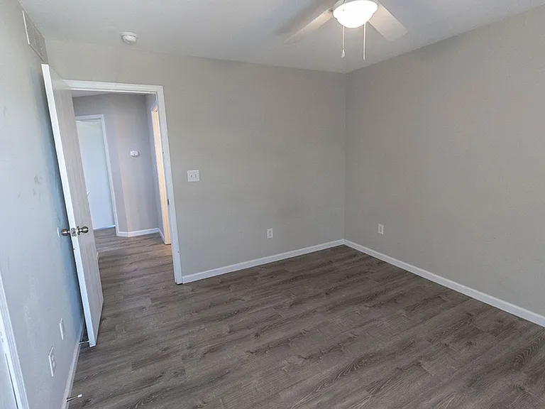 5309-5311 Currituck Ln — Photo 34