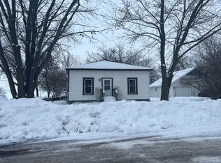 505 Grove St SE, Mapleton, MN 56065