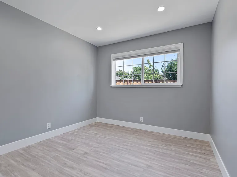 3438 Fife Way — Photo 26