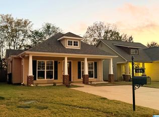 185 Creekstone Trl, Calera, AL 35040