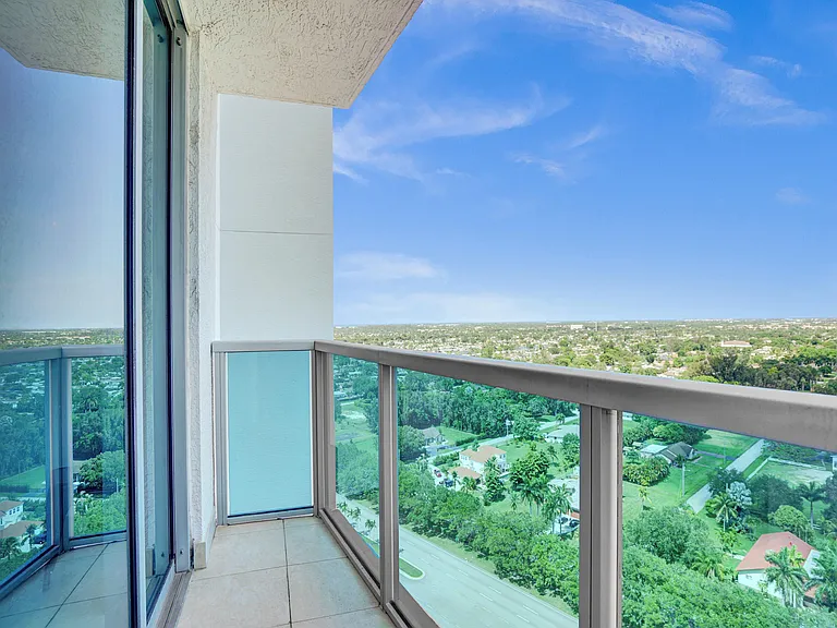 2641 N Flamingo Rd #2105N — Photo 40