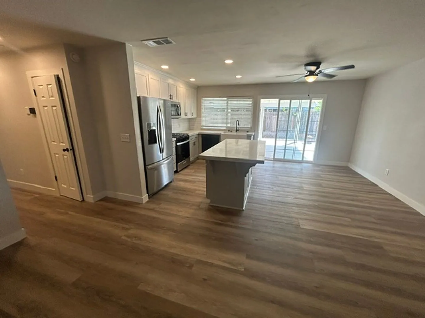 Newly remodeled 3 Bedroom 2 Bathroom in SW Visalia!! — Photo 3