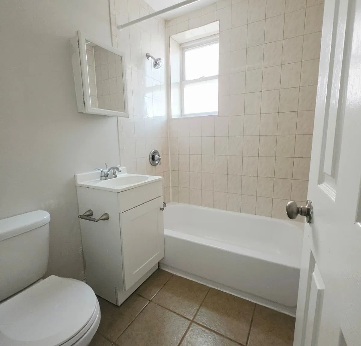 1 bed, 650 sqft, $1,795 — Photo 3
