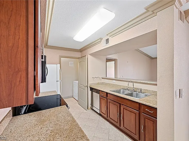 8101 W Flamingo Rd #2026 — Photo 12