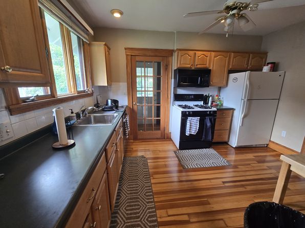 232 Lake St #2