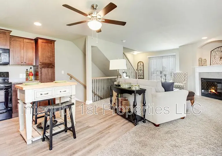 10510 Clubhouse Dr — Photo 4
