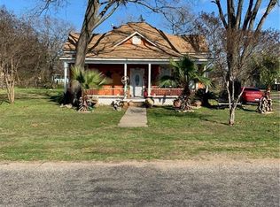 508 S Railroad Ave, Calvert, TX 77837