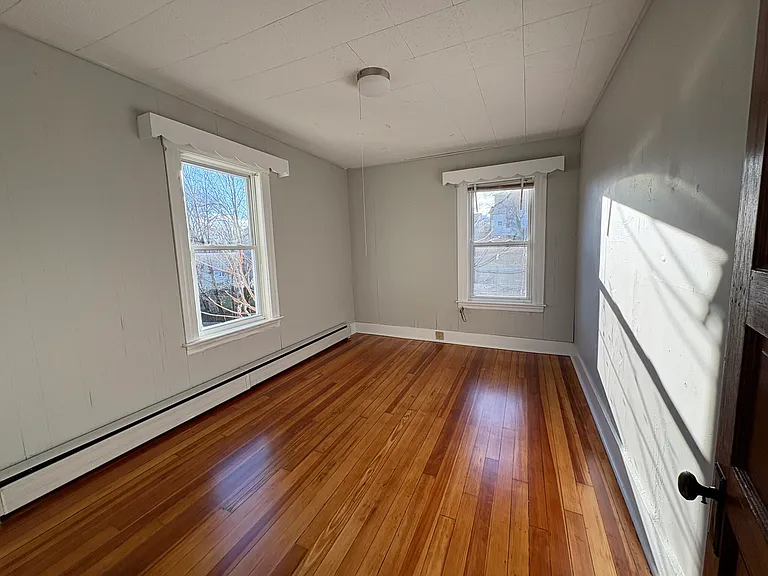 1425 Main St #1 — Photo 8