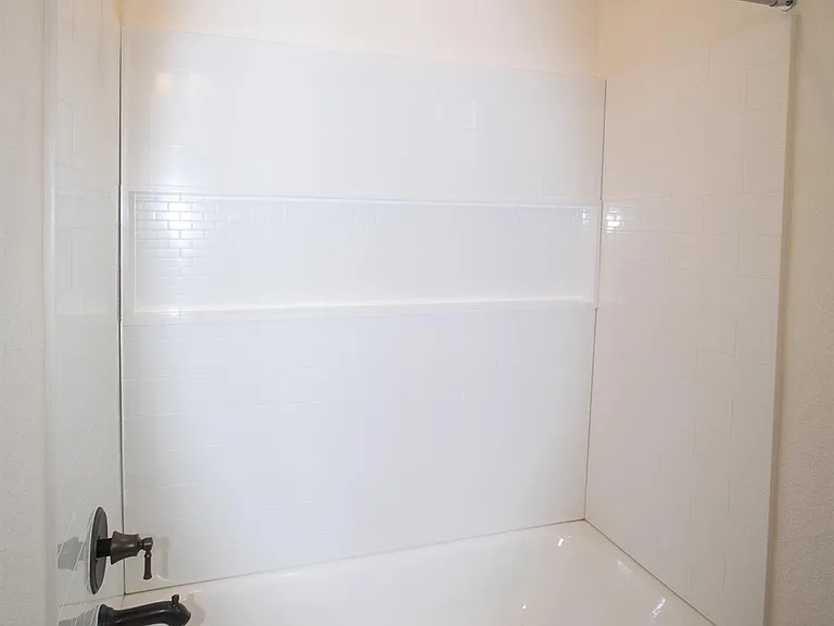 2105 Ebony Dove St — Photo 23