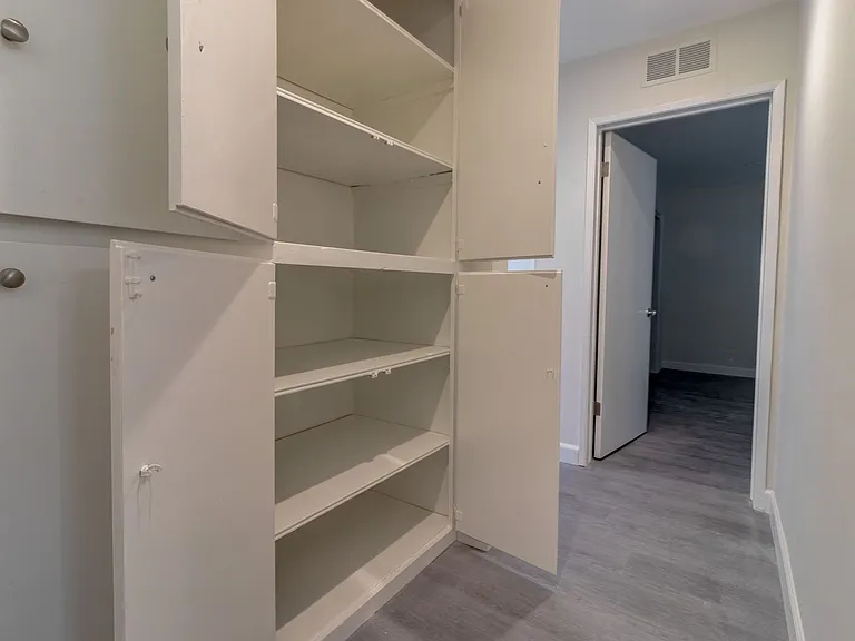 1469 S Canfield Ave — Photo 10