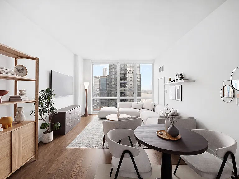 605 W 42nd St #57R — Photo 1