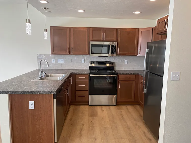 2307 N Bessie Rd — Photo 7