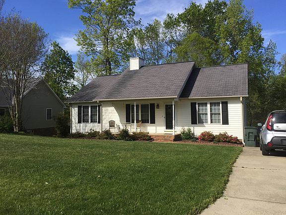 Front yard for play!