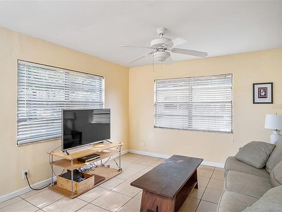 5th image of 4516 W Rogers Ave