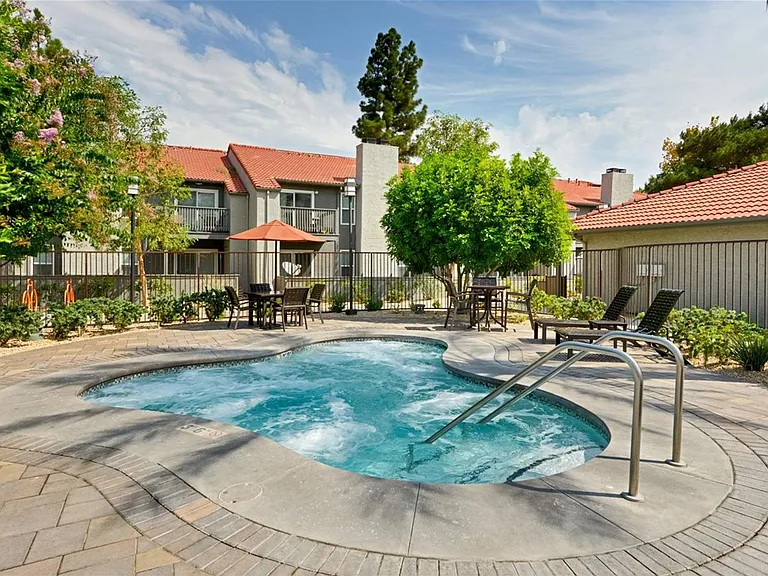 Corona Pointe Resort — Photo 11