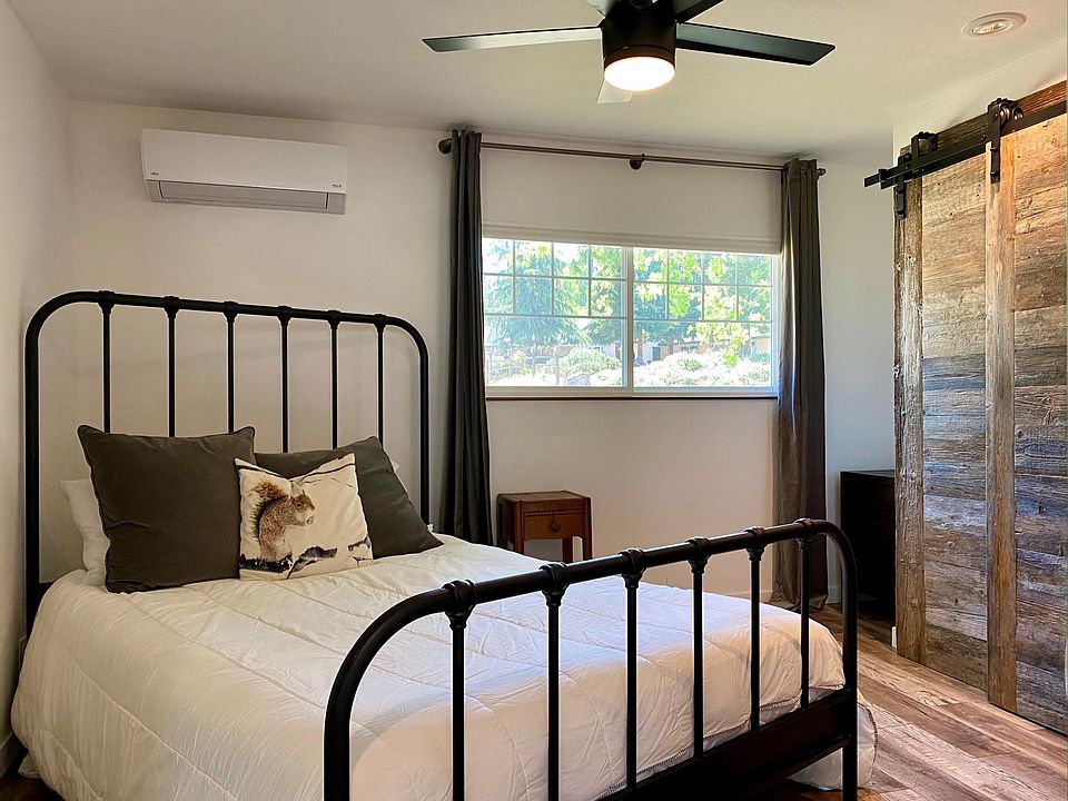 Master bedroom in furnished apartment