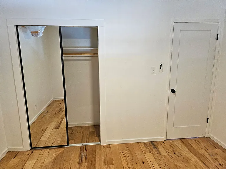 4431 Del Rio Rd #4 — Photo 7