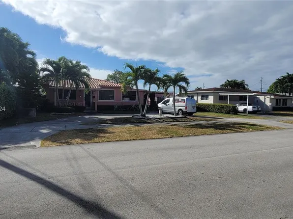8960 SW 34th St, Miami, FL 33165