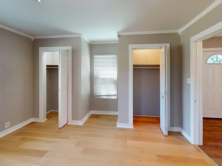 504 S 6th St — Photo 18