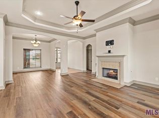 9058 Reserve Oak Ave, Zachary, LA 70791