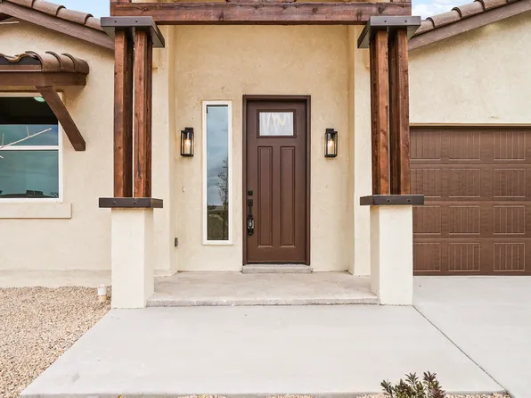 7553 Enchanted Point Dr, El Paso, TX 79911