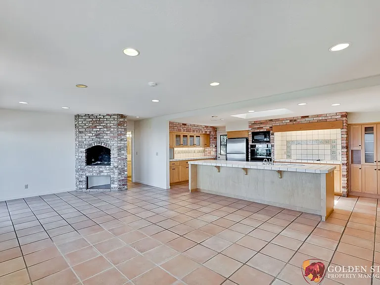 15479 Belnap Way — Photo 7