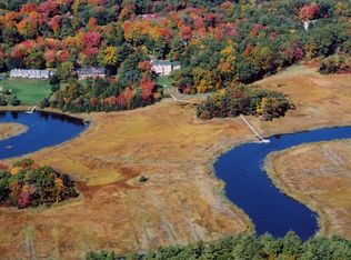 239 Middle Rd, Newbury, MA 01922