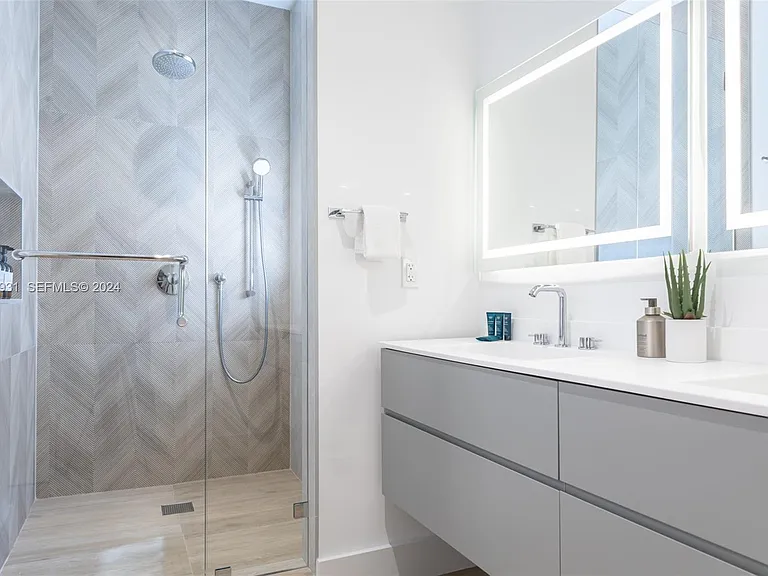 3110 Elizabeth St #3110 — Photo 29
