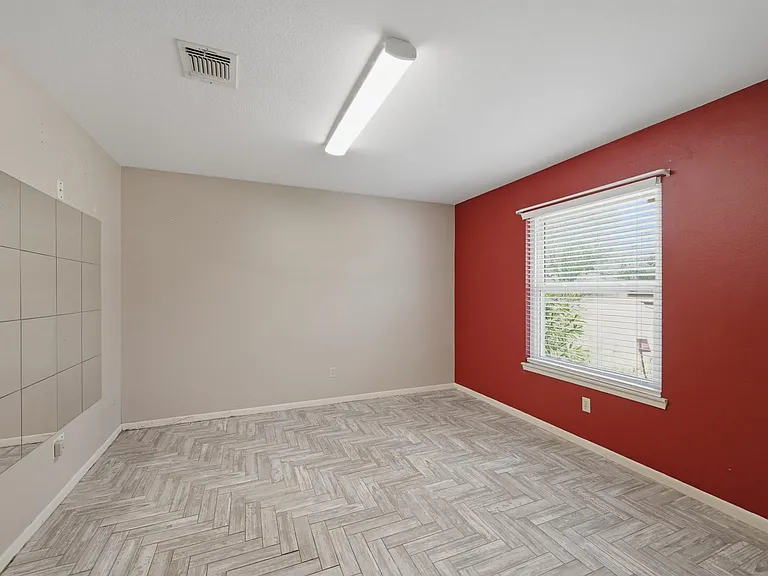 2607 Brom Bones Blvd — Photo 16