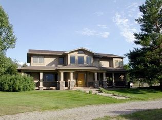 8082 Meadow Lake Rd, Niwot, CO 80503