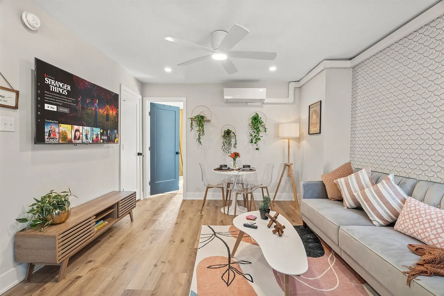 1 bed, 1.0 bath, $3,860 — Photo 1