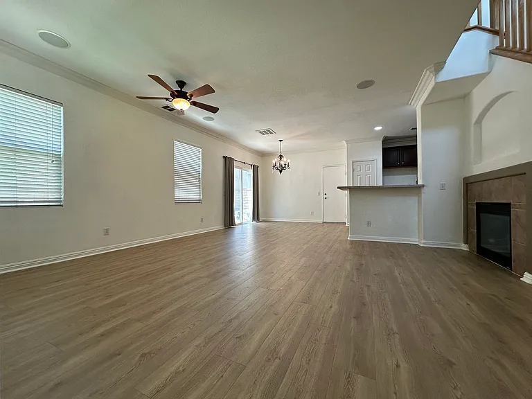 24037 Dearborn Dr — Photo 3