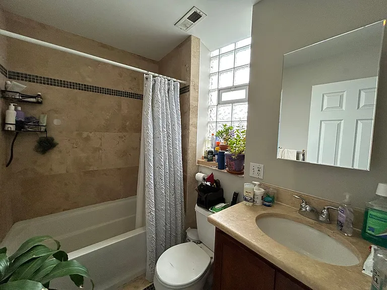 1621 W Wallen Ave #2 — Photo 12