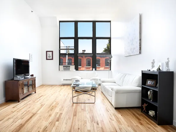 204 Huntington Street image 1 of 12