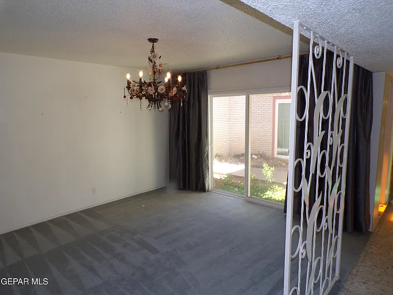 4820 Louisiana St — Photo 6