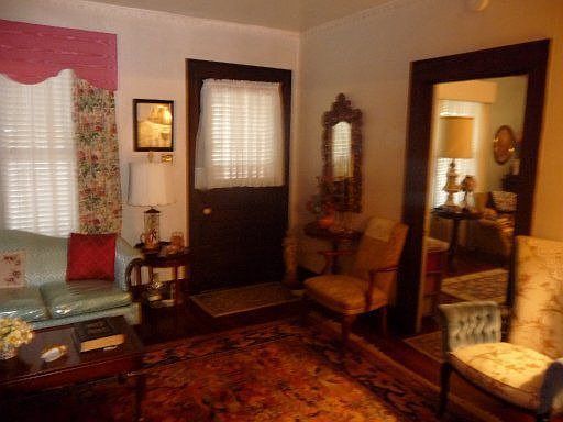 5th image of 2105 McCalla Ave