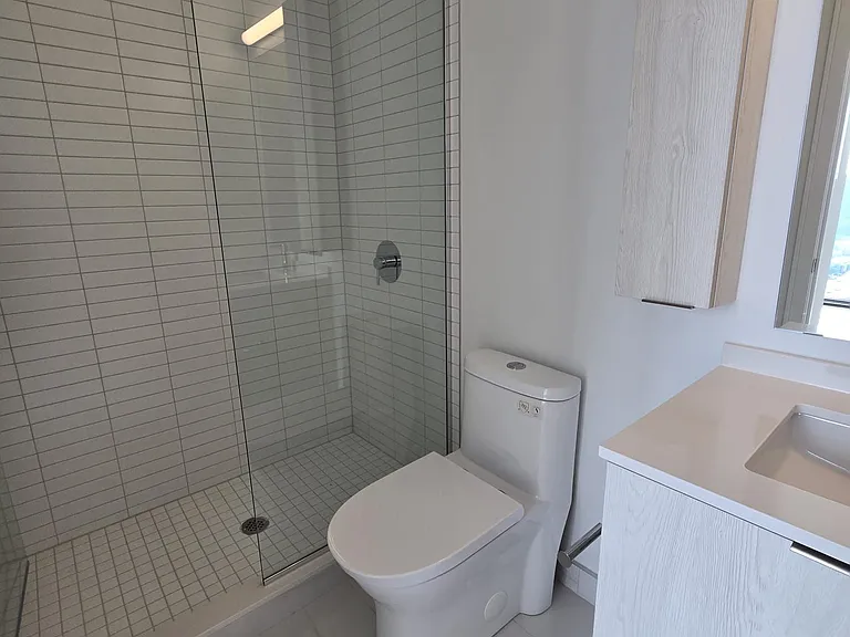 86 Dundas St E #1715 — Photo 7