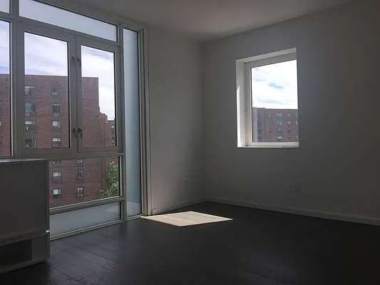 Rented by Eastern Wealth Realty Inc | media 4